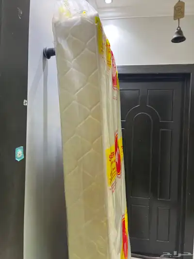 هيكل سرير من (سليب هاي) 1