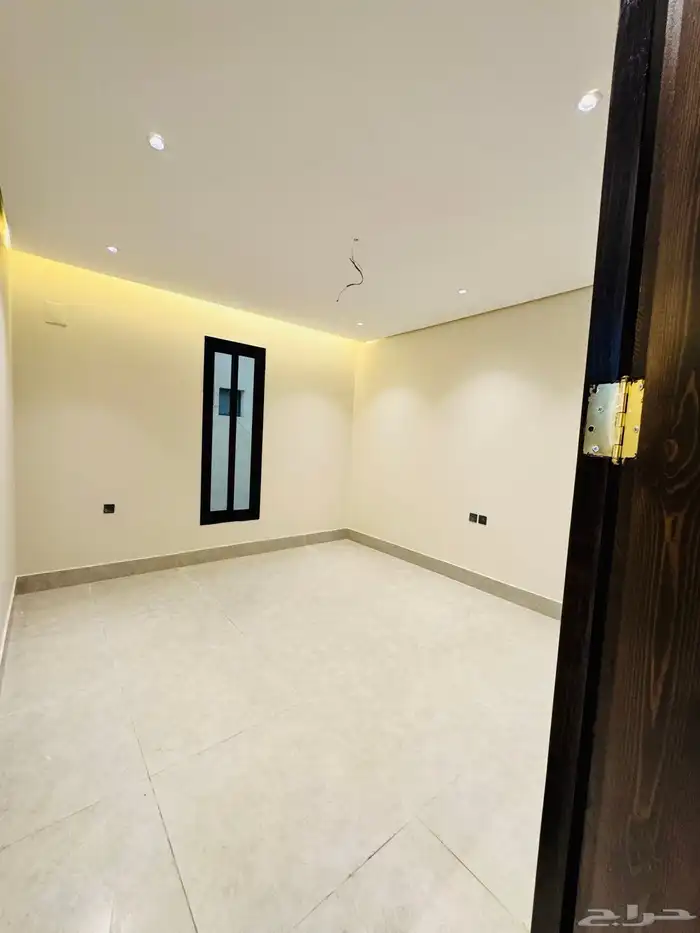 فلل روف للبيع تبوك حي البوادي مداخل مستقله 11