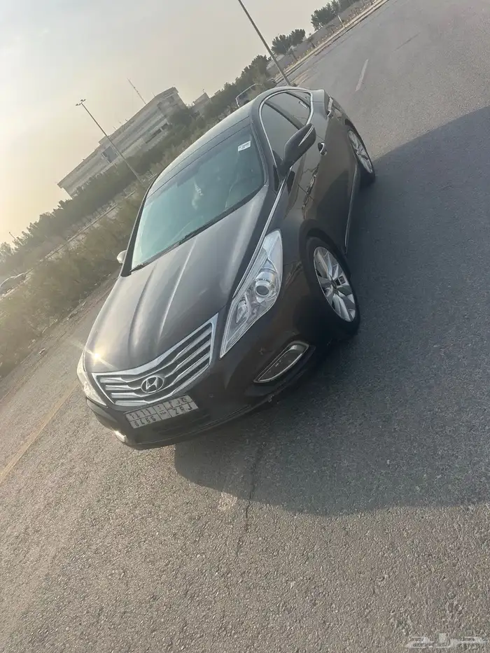 ازيرا 2015 فل كامل اعلى فئة 12