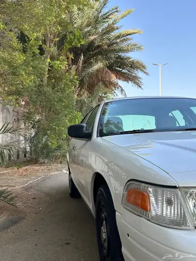 فورد فكتوريا 2