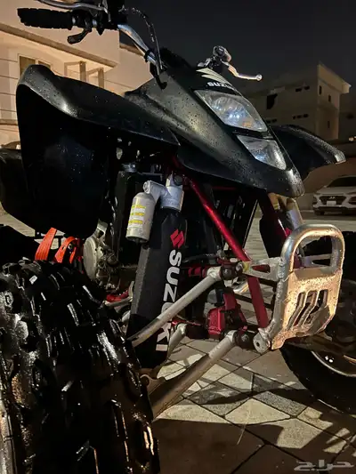 دباب اربع كفرات سزوكي زد 400 بلاك اديشن 1