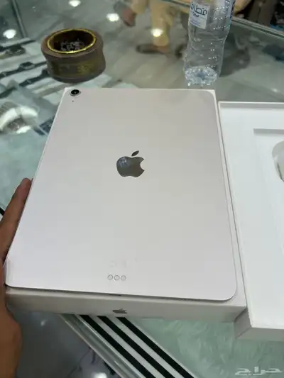 ايباد آير M3 1
