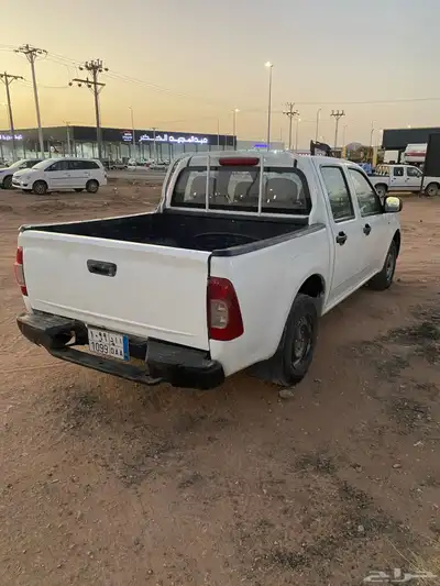 وانيت ايسوزو ديزل مديل 2008 4