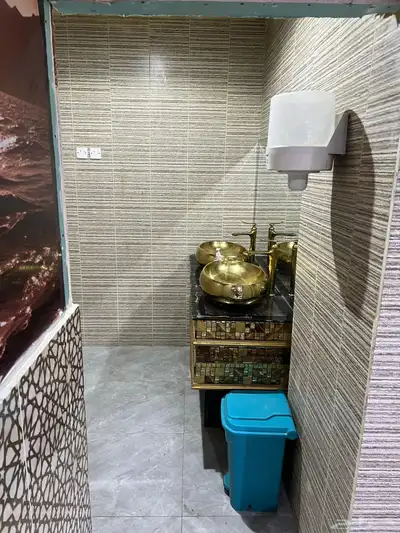 مطعم  اسماك للتقبيل مساحه 150 متر يصلح لجميع النشاطات 4