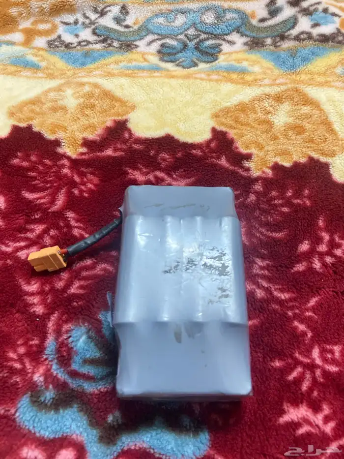 بطارية جديدة والباقي استعمال خفيف 2