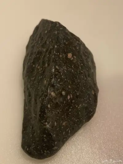 حجر أسود 4