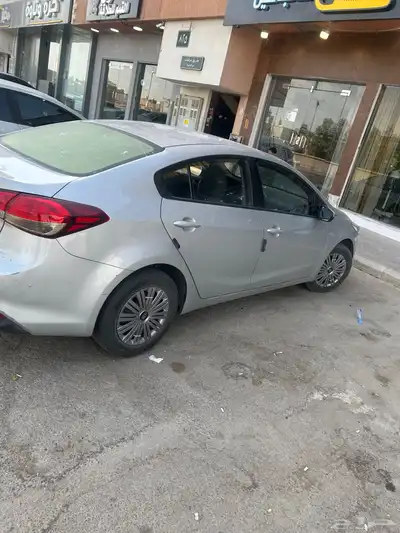 كيا سيراتو 12