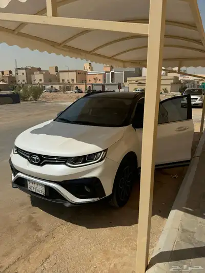 ساوث إيست 5