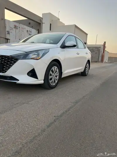 للبيع اكسنت 2022 0