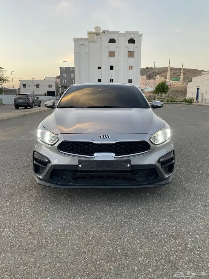 كيا K3 ( سيراتو ) بطاقة جمركية نظيفة جدا 2