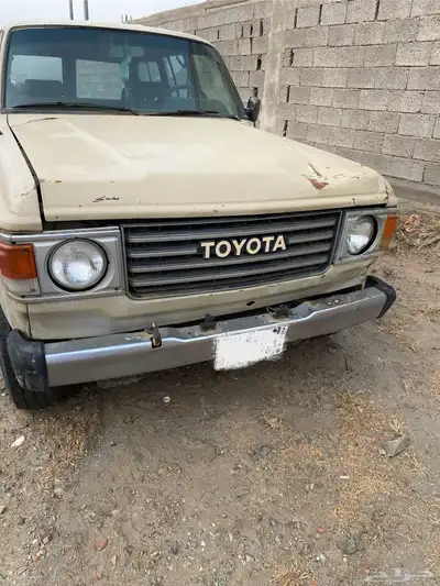 لاندكروزر خليجي موديل 85 3