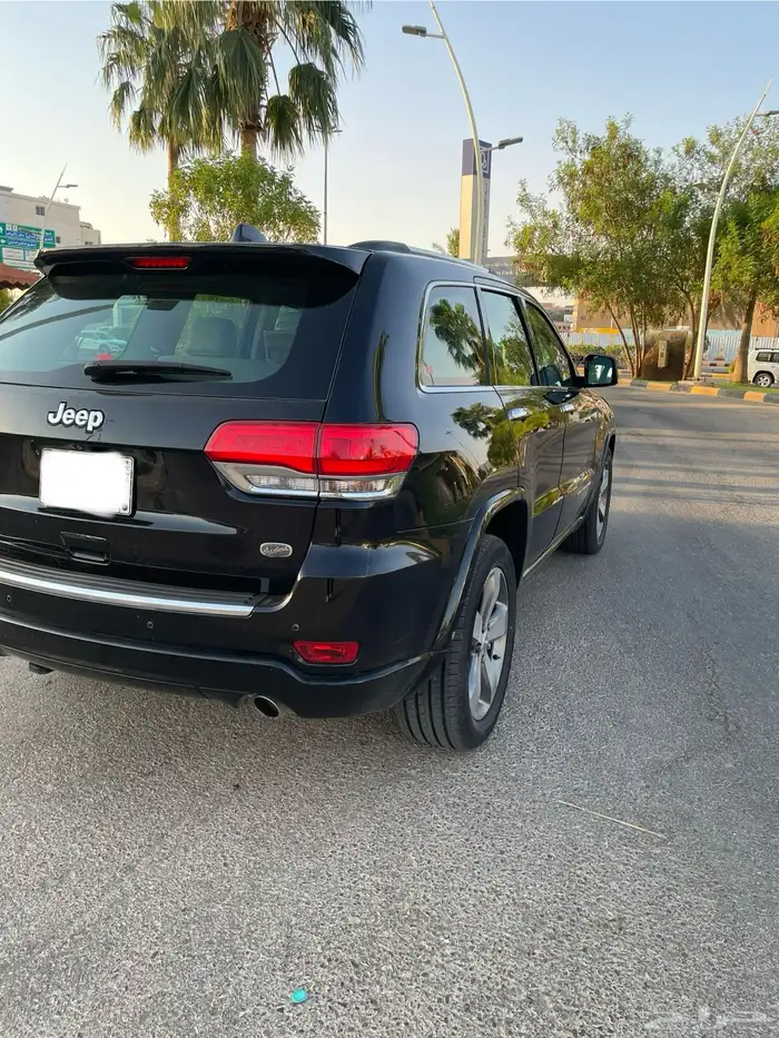 جراند شيروكي بانوراما 8V مالك اول فل كامل 2015 33