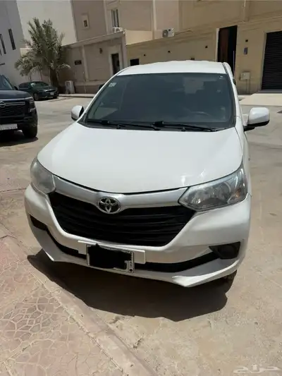 تويوتا افانزا نظيفة جدا 4
