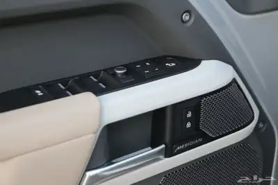 لاند روفر دفندر 2020 Defender First Edition V6 18
