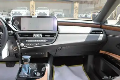 لكزس - ES350 CC - بريمي - 2025 19