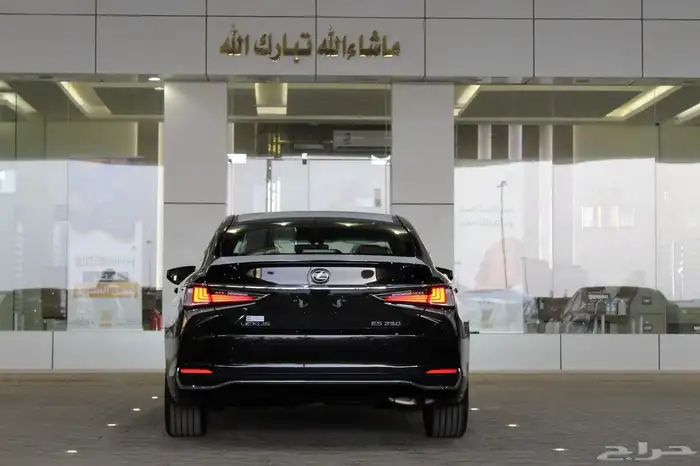 لكزس - ES250 لاكجيري - 2025 - نص فل - خليجي 3