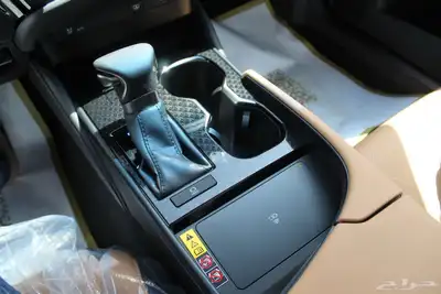لكزس - ES350 CC - بريمي - 2025 32