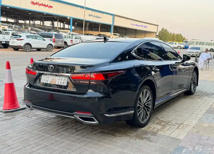 لكزس LS350 2024 عبداللطيف جميل على الضمان 2