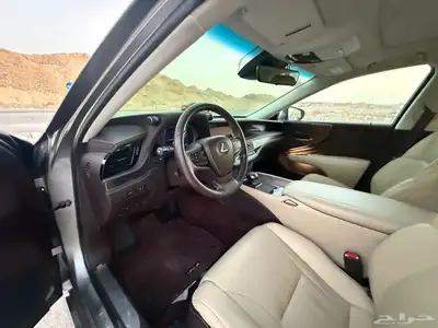 لكزس Ls500 خليجي 19