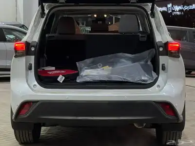 تويوتا هايلاندر GLE هايبرد 2025 افضل العروض والأسعار 9