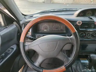 جيب متسبيشي ناتيفا 2008 15