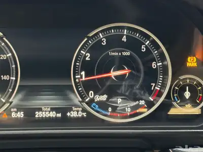 بي ام دبليو 520i 2014 18