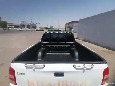 ميتسوبيشي L200 14