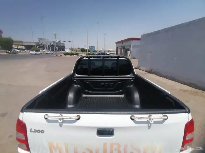 ميتسوبيشي L200 14