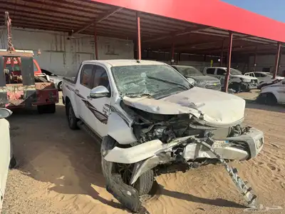هايلوكس مصدومه في بدر 4