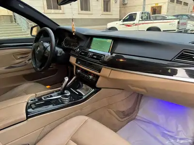 بي ام دبليو 520i 2014 11