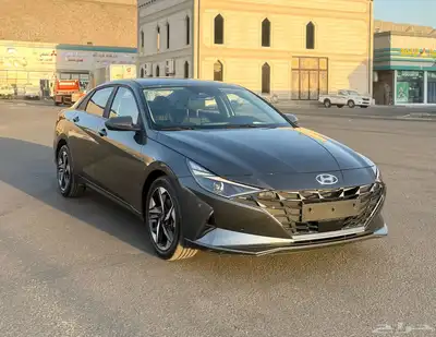 هونداي النترا 2023 ( فل كامل ) شبه جديدة للبيع 2