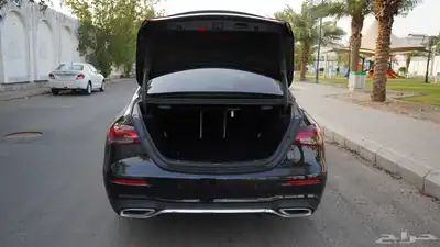 مرسيدس E200 اسود 2022 4