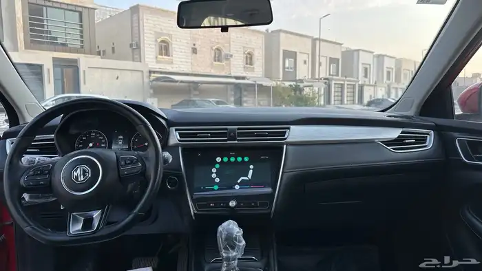 ام جي 5 2022 12