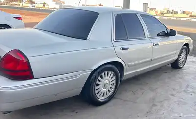 فورد جراند ماركيز 2