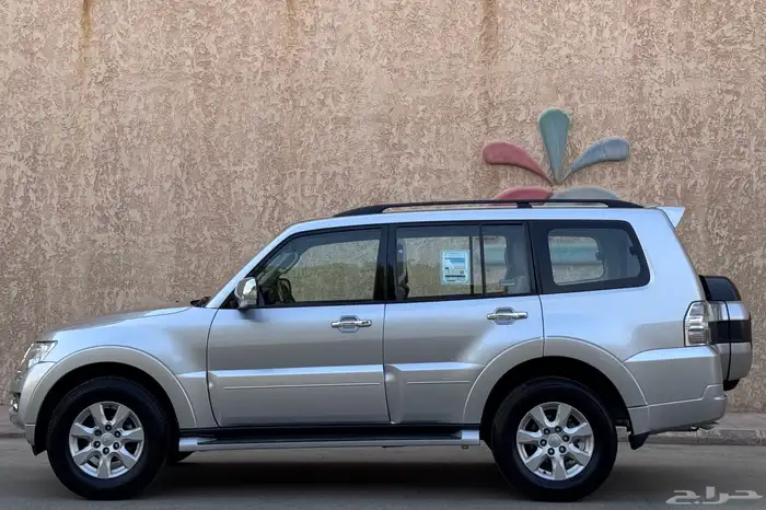 مستبيشي باجيرو 2022 GLS 4