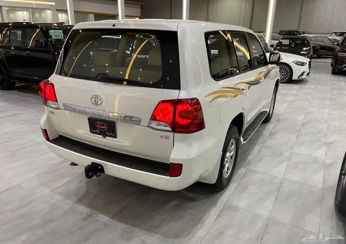 تويوتا جى اكس سعودى 2014 4