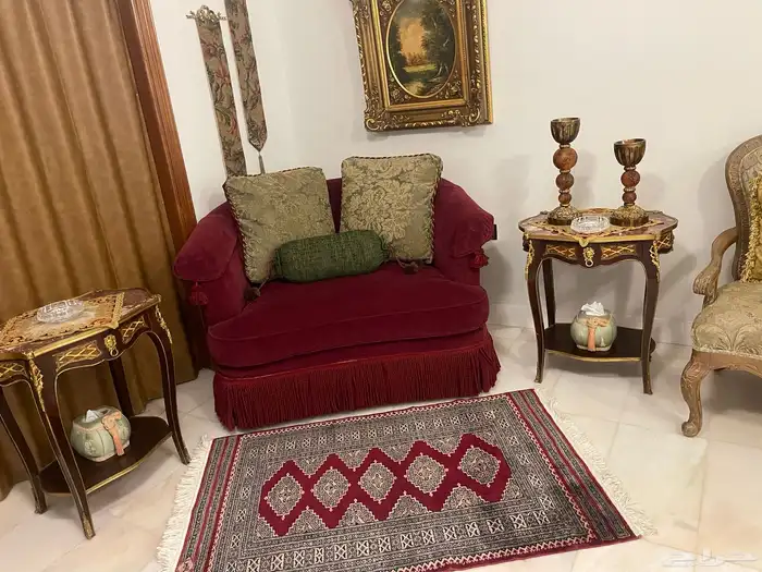 طاولتين صناعه مصريه السطح رخام مع مدخل ومرايه 0