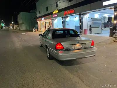 فورد فكتوريا 2003 2