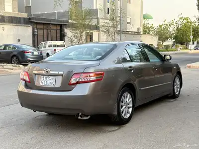 تويوتا كامري 2010 فل كامل للبيع 7