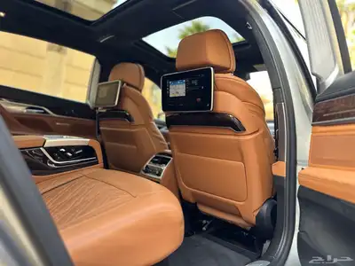 بي ام 2021 740i ضمان وصيانه مجانيه 35