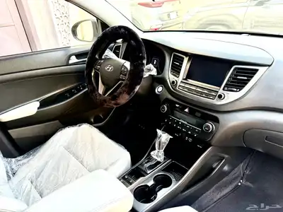 توسان بحالة الوكالة ( ديزل ) فل كامل 2018 ماكينة 2000 20