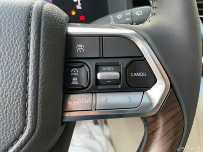 تويوتا لاند كروزر 2025 GXRL4 سعودي(بنزين)3.5L 13