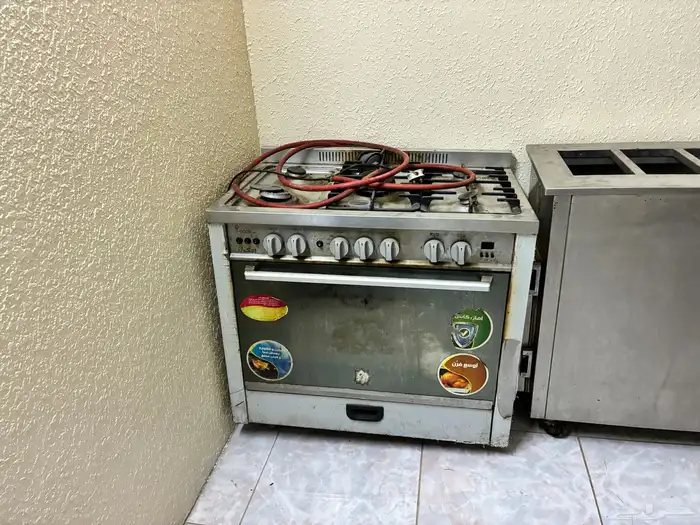 اغراض مطعم للبيع المستعجل 6