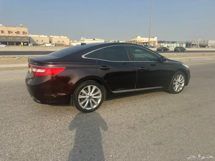 ازيرا 2015 فل كامل اعلى فئة 8