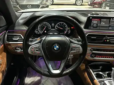 بي ام دبليو 730 موديل 2017 فل كامل 18