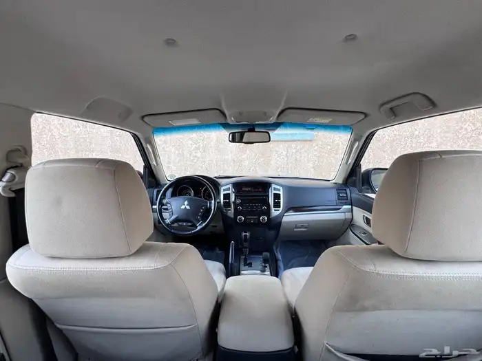 مستبيشي باجيرو 2022 GLS 27