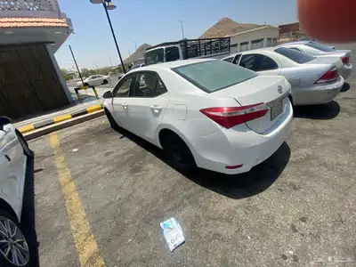 اقبل البدل بسياره عائليه كورلا2015 2
