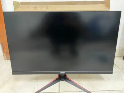 للبيع شاشة قيمنق 165 هرتز acer 2