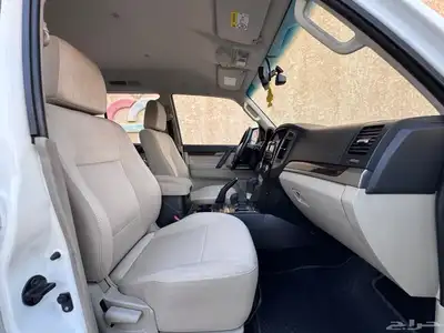 مستبيشي باجيرو GLS 2020 13