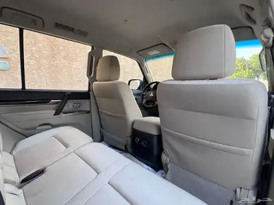 مستبيشي باجيرو GLS 2020 17